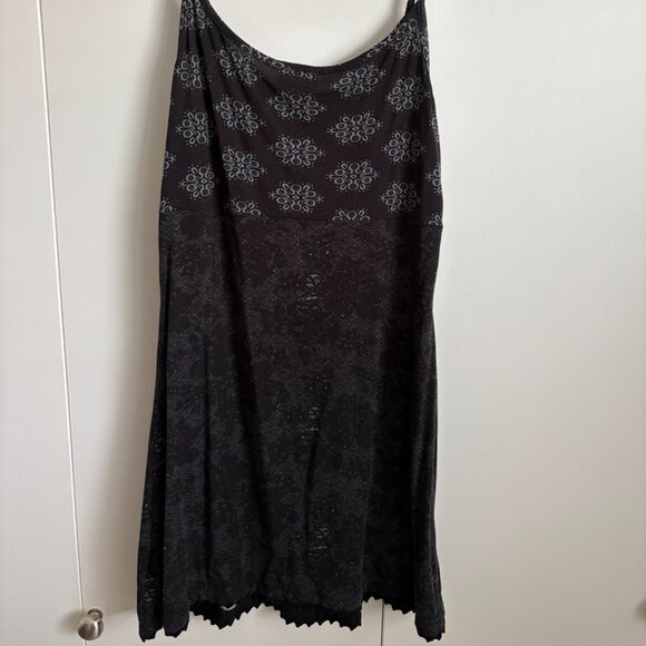 Street One Top - EU38 (US Small) - Picture 3 of 3